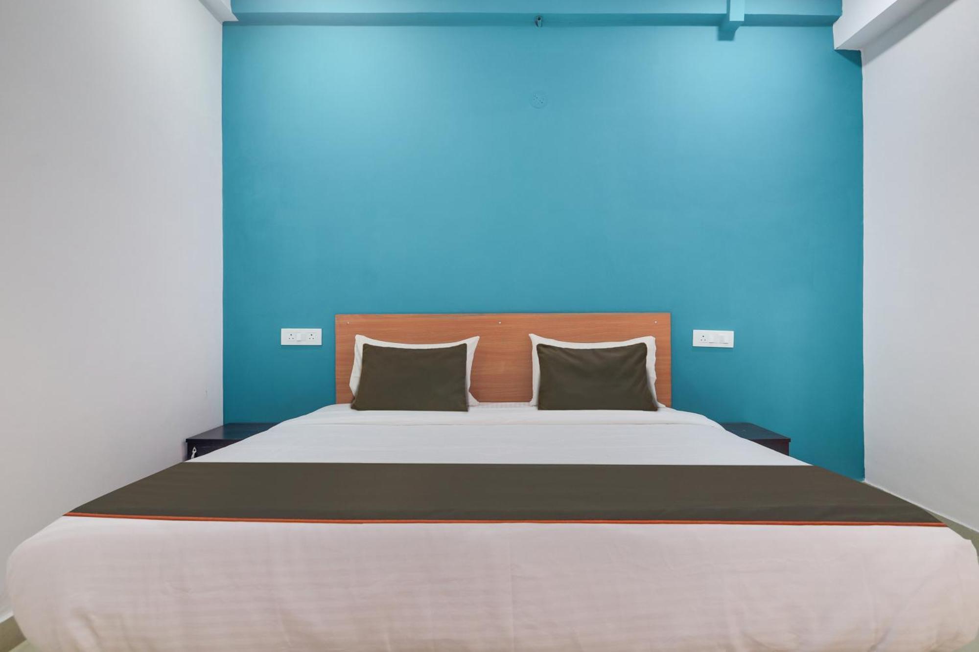 Hotel Collection O Rbs Kothapet-Nagole Road Hyderabad Exterior foto